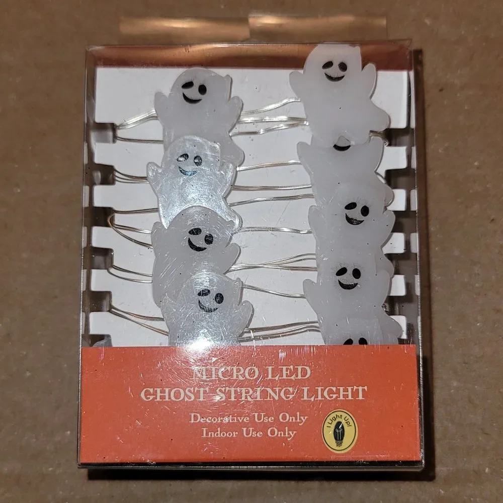 NIB Micro LED Ghost String Light Set Battery Powered